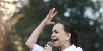 Venezuela, il governo boccia la proposta di privatizzare il petrolio fatta da Machado