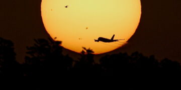 Media, ‘attacco dell’Iran con droni all’aeroporto di Dubai’