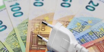 Pressing sul governo per i rincari, al lavoro sulle misure