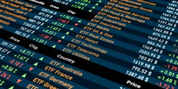 Conviene investire 50 euro al mese in Pac ed Etf per far crescere il capitale?