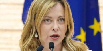 Meloni celebra gli 80 anni del voto alle donne: “Senza chi ha osato non sarei qui”